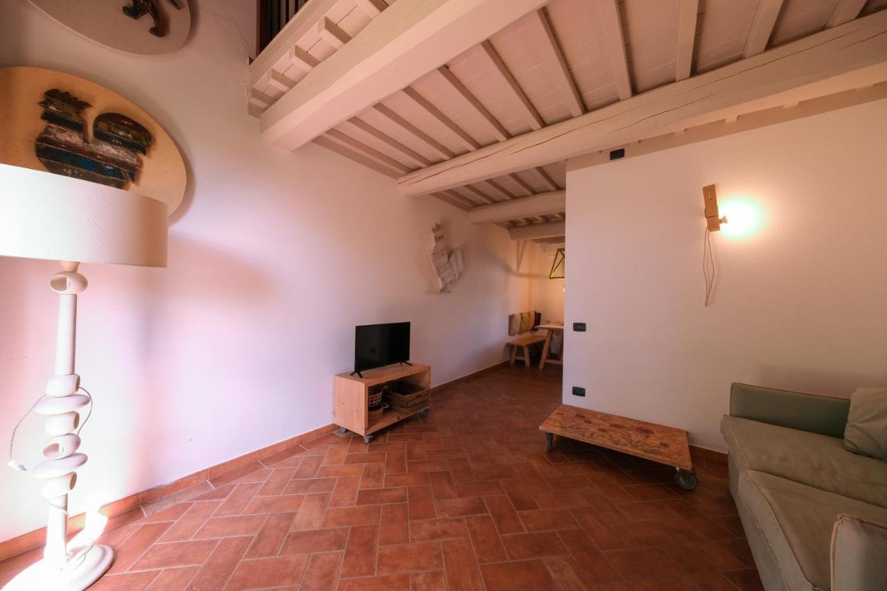 Il Poggio Di San Ruffino Hotel Lari Exterior photo