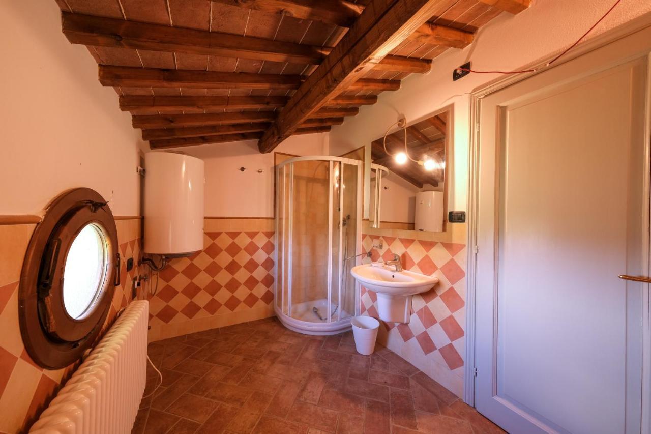 Il Poggio Di San Ruffino Hotel Lari Exterior photo